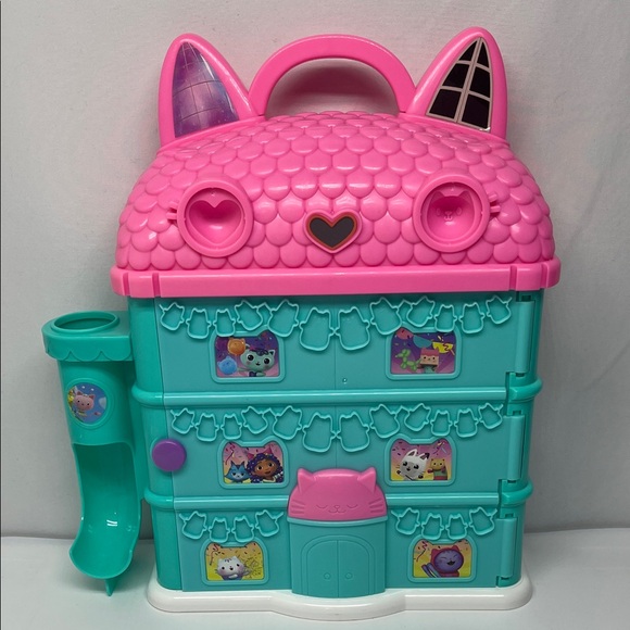Gabby Dough Dollhouse Pink and Teal Cat Playset - Picture 7 of 11